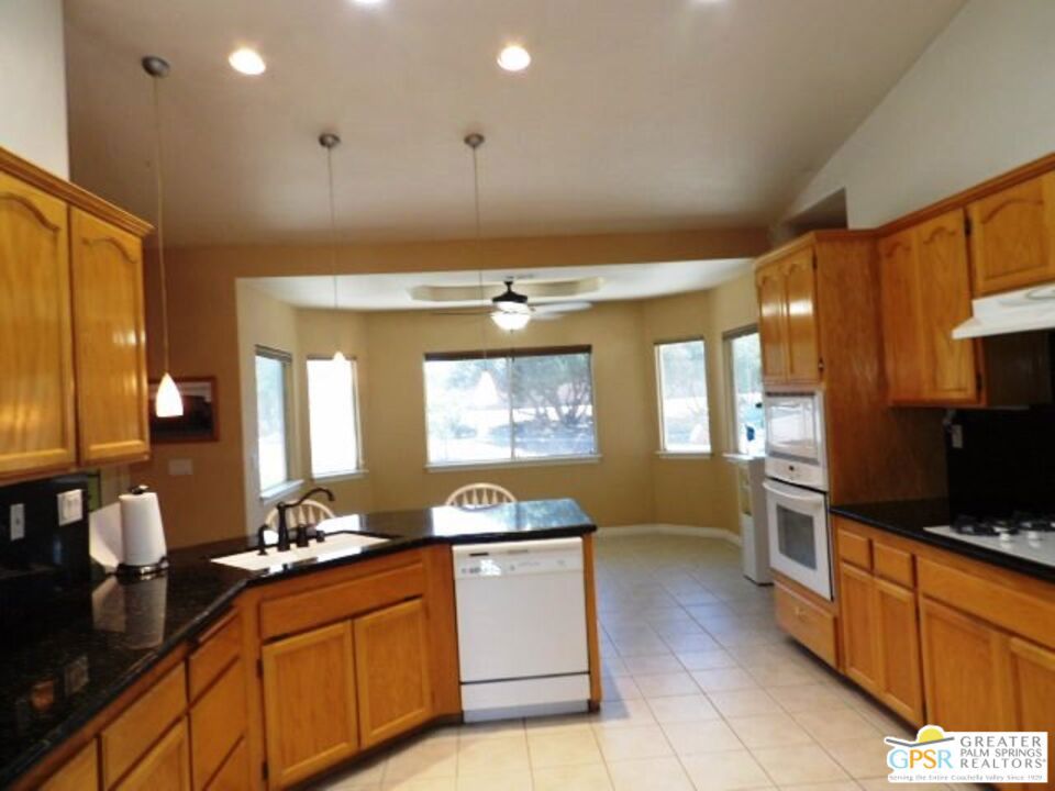 6950 Oak View Court