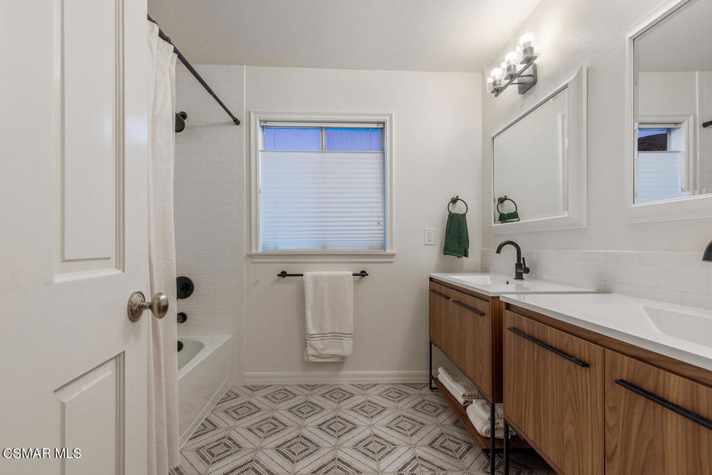 Morrison Ests/Sutton Valley-826 - 826 - Residential