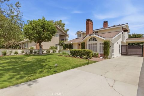 Photo of 3642 Locust Ave AVE, Long Beach, CA 90807 (MLS # SB26101850)
