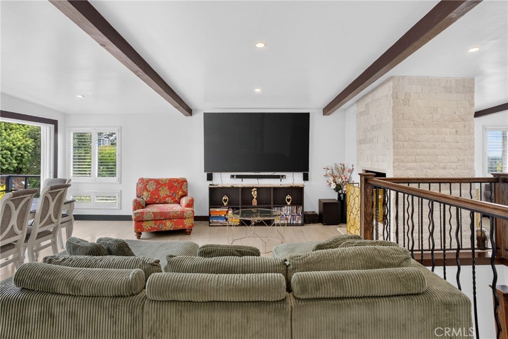 22061 Londelius Street, West Hills CA 91304