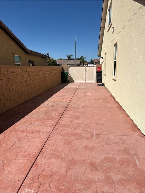 Tiny photo for 34700 Portarosa Street, Winchester, CA 92596 (MLS # SW26199457)