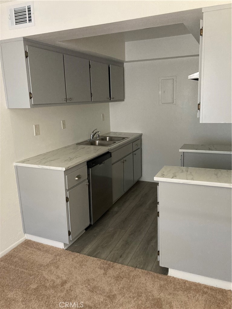 8505 Columbus Avenue 304