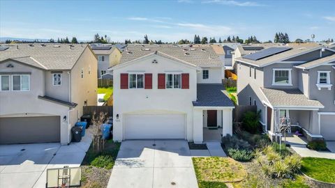 Tiny photo for 1415 Crimson Lane, Manteca, CA 95336 (MLS # ML82037578)