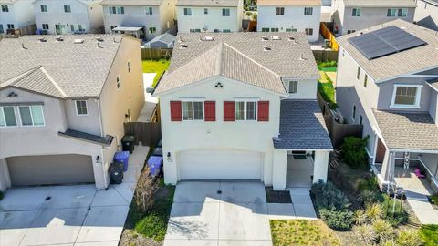 Tiny photo for 1415 Crimson Lane, Manteca, CA 95336 (MLS # ML82037578)
