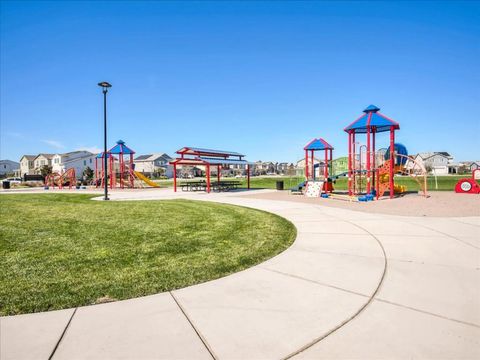 Tiny photo for 1415 Crimson Lane, Manteca, CA 95336 (MLS # ML82037578)