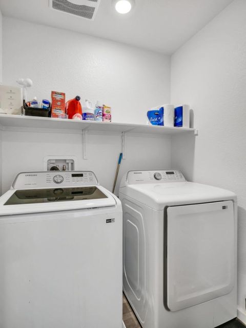 Tiny photo for 1415 Crimson Lane, Manteca, CA 95336 (MLS # ML82037578)