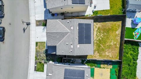 Tiny photo for 1415 Crimson Lane, Manteca, CA 95336 (MLS # ML82037578)