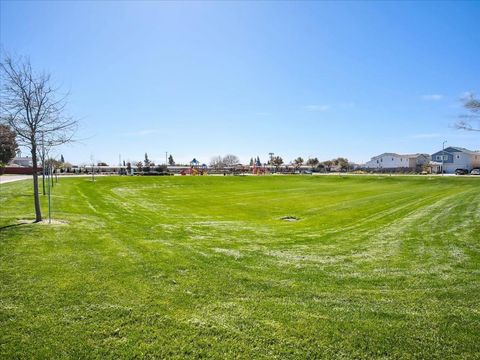 Tiny photo for 1415 Crimson Lane, Manteca, CA 95336 (MLS # ML82037578)