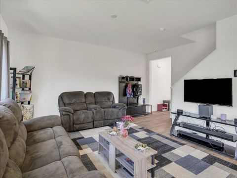 Tiny photo for 1415 Crimson Lane, Manteca, CA 95336 (MLS # ML82037578)