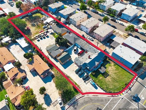 5224 Clara St Cudahy CA 90201