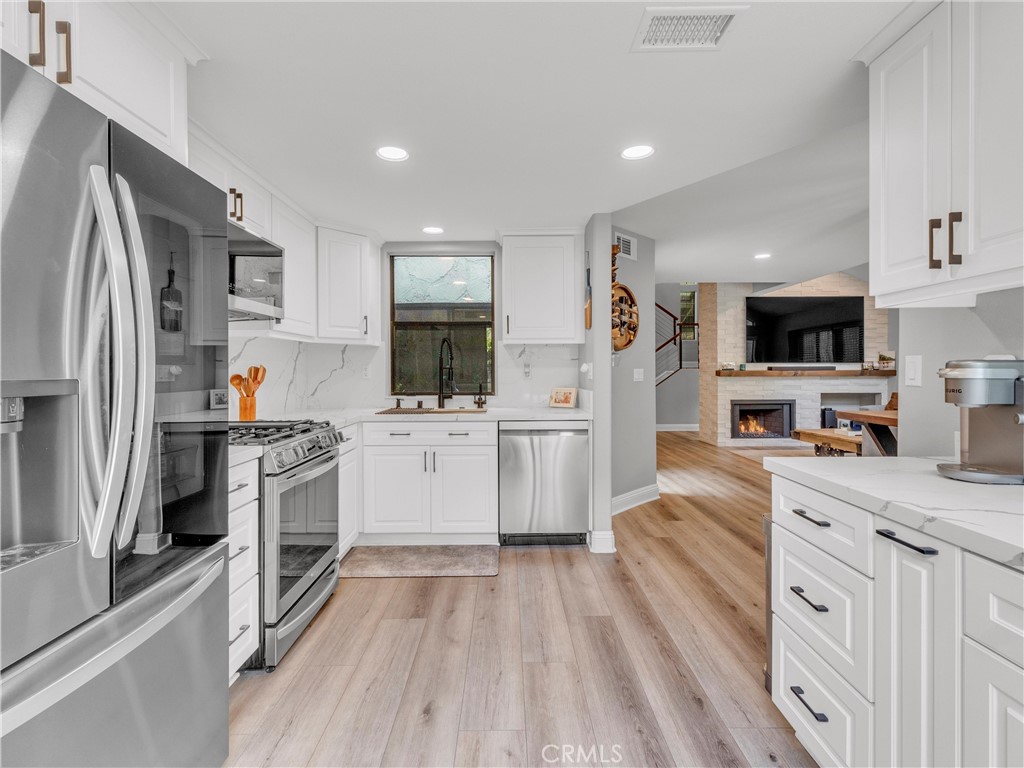 Chateau Park Townhomes (812) - Residential