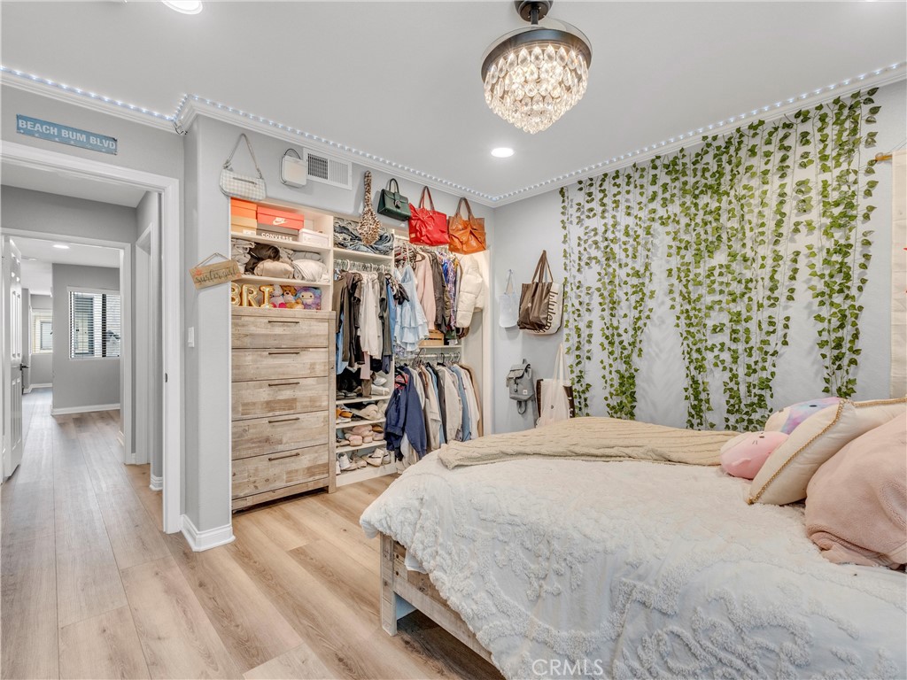 Chateau Park Townhomes (812) - Residential