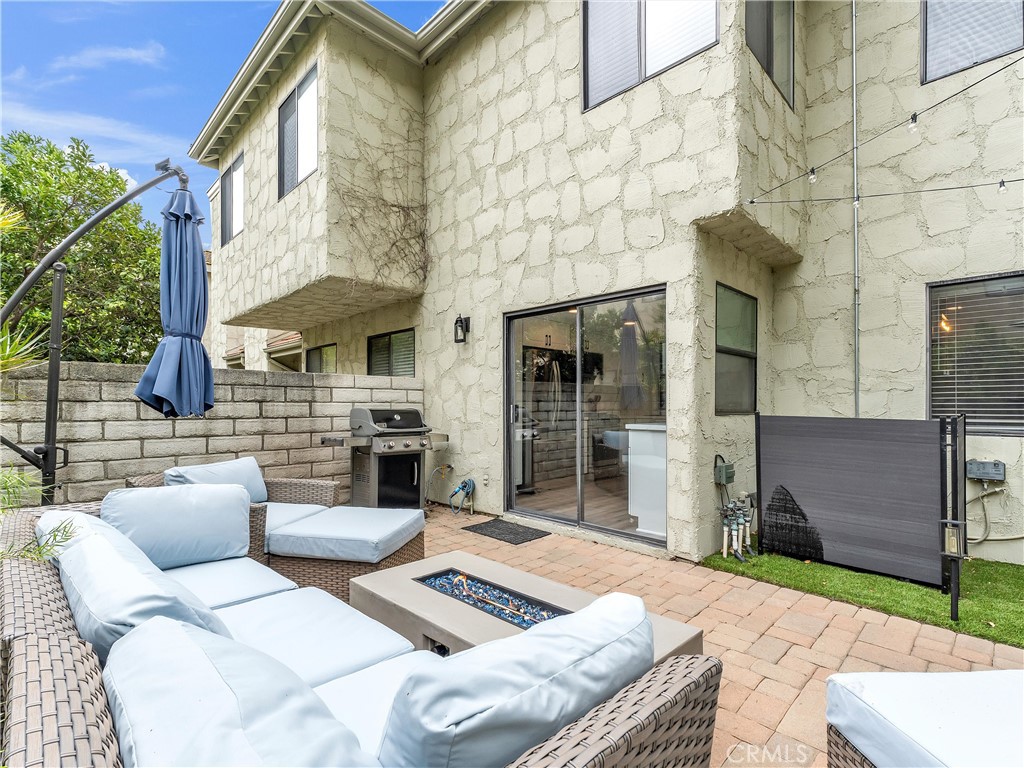 Chateau Park Townhomes (812) - Residential