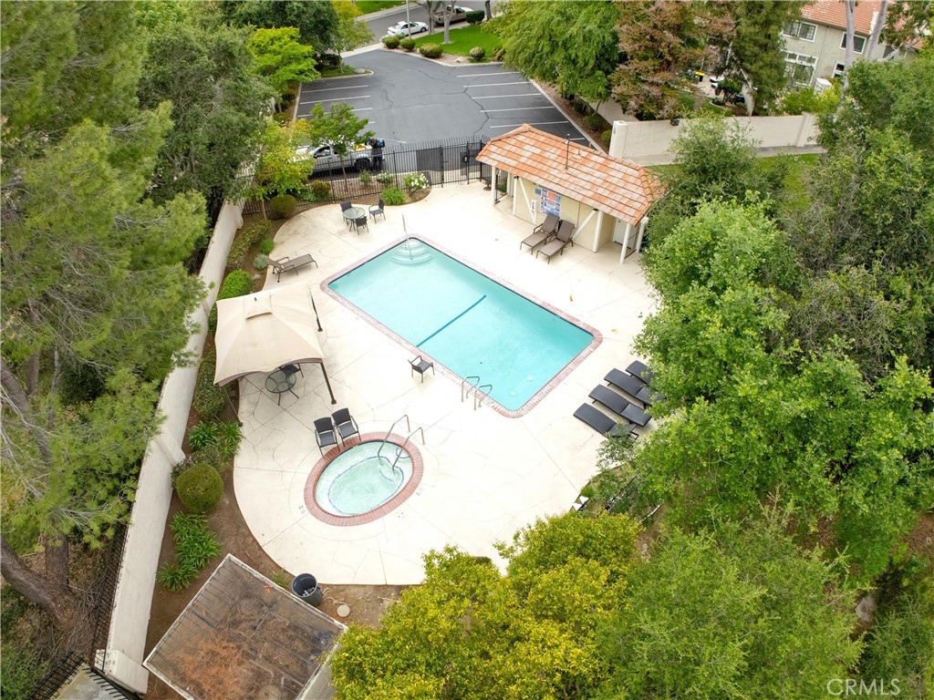 Chateau Park Townhomes (812) - Residential