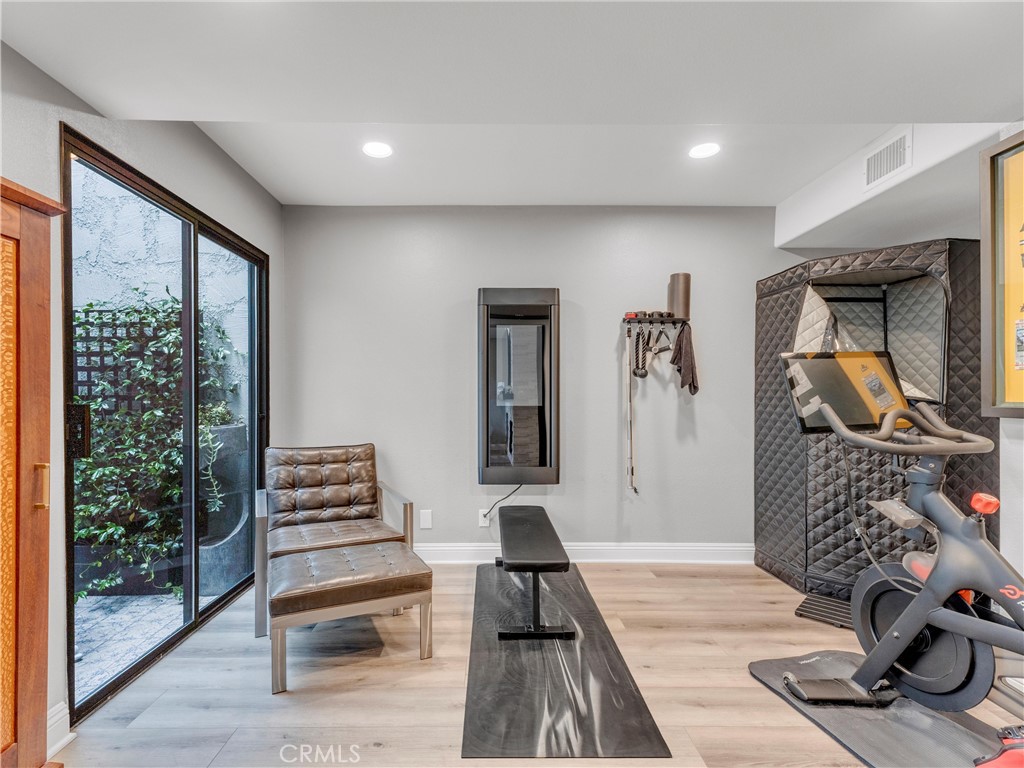 Chateau Park Townhomes (812) - Residential