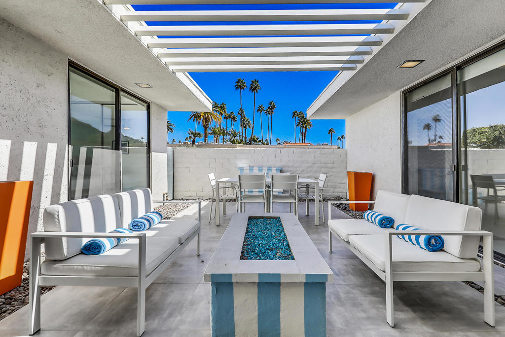 Indian Wells C.C. - Residential Lease