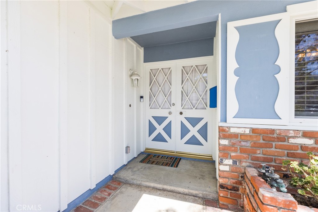 Properties 1859 Dorrit Street