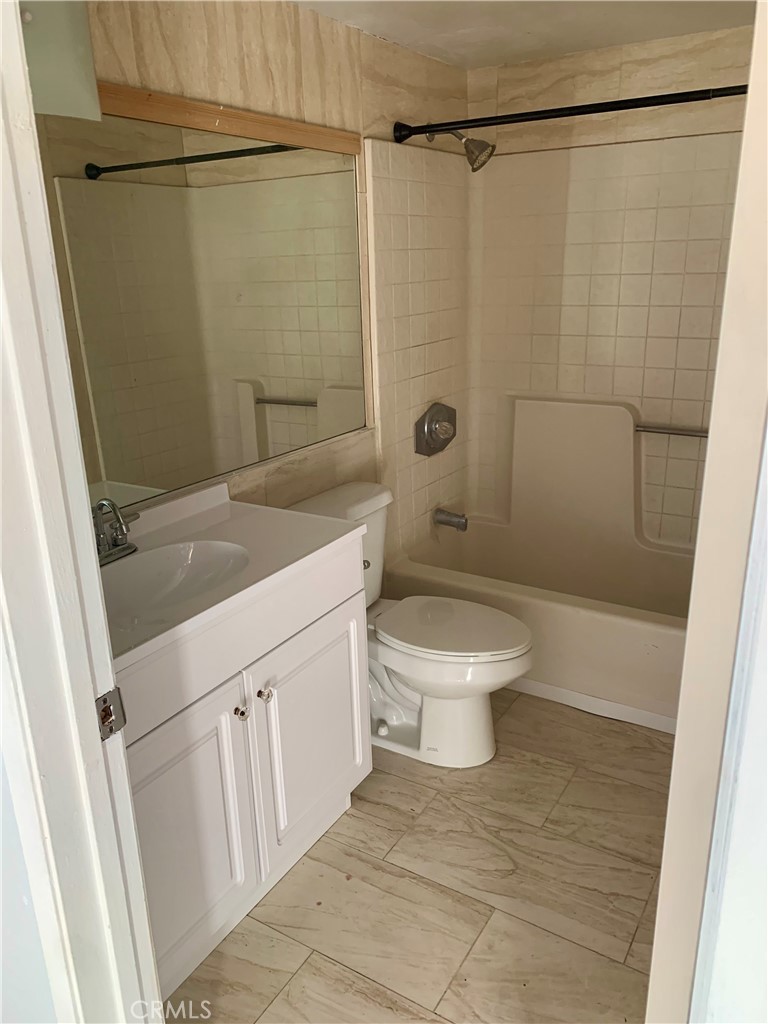 Downtown (DT) - Residential