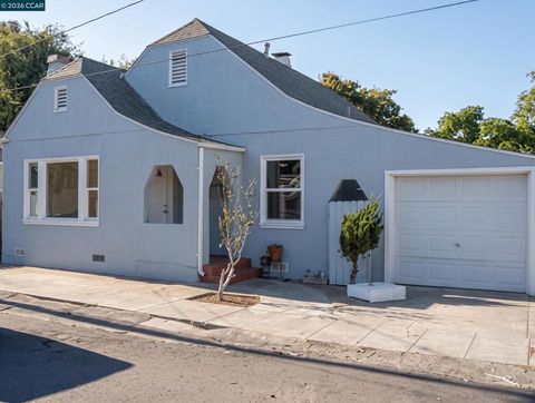Photo of 70 W Rose AVE, Bay Point, CA 94565 (MLS # 41135040)