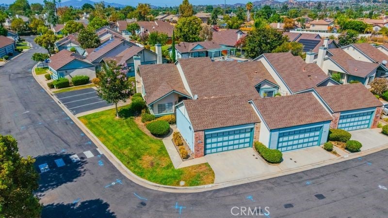 2412 Turnbridge Glen