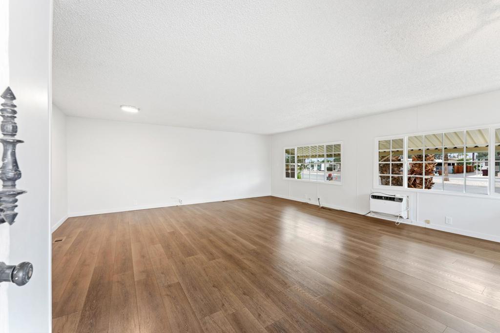 Tri Palm Estates - Manufactured In Park