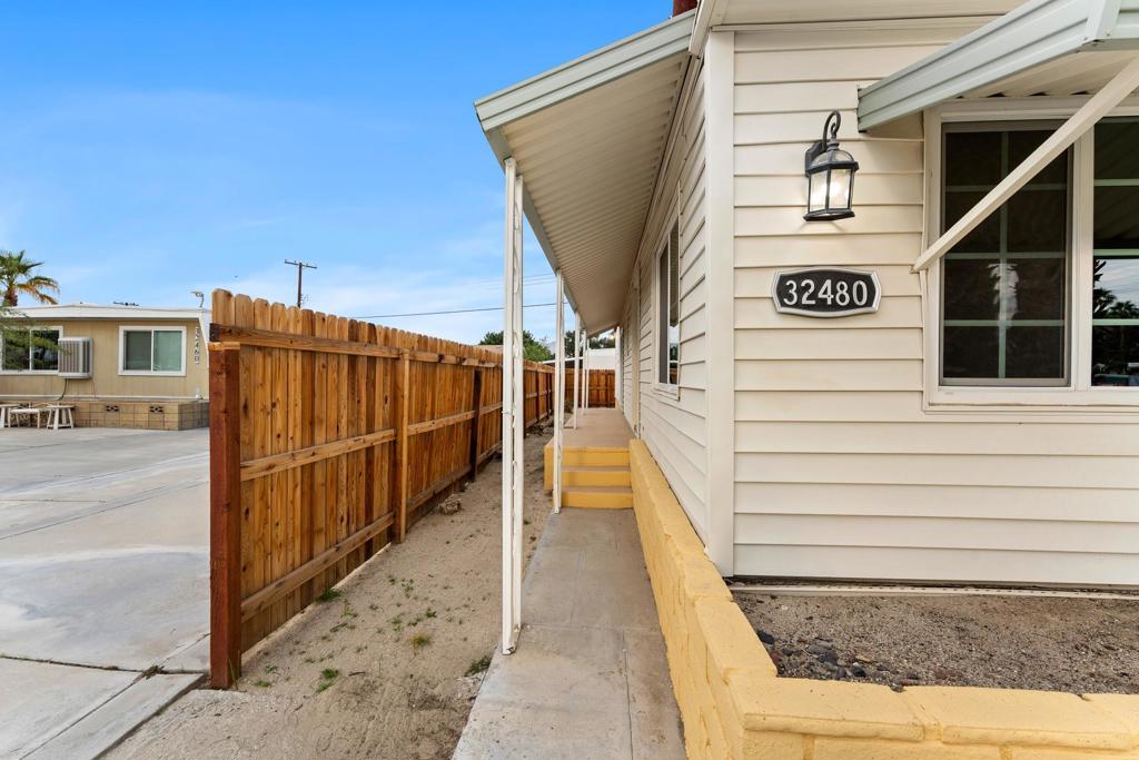 Tri Palm Estates - Manufactured In Park