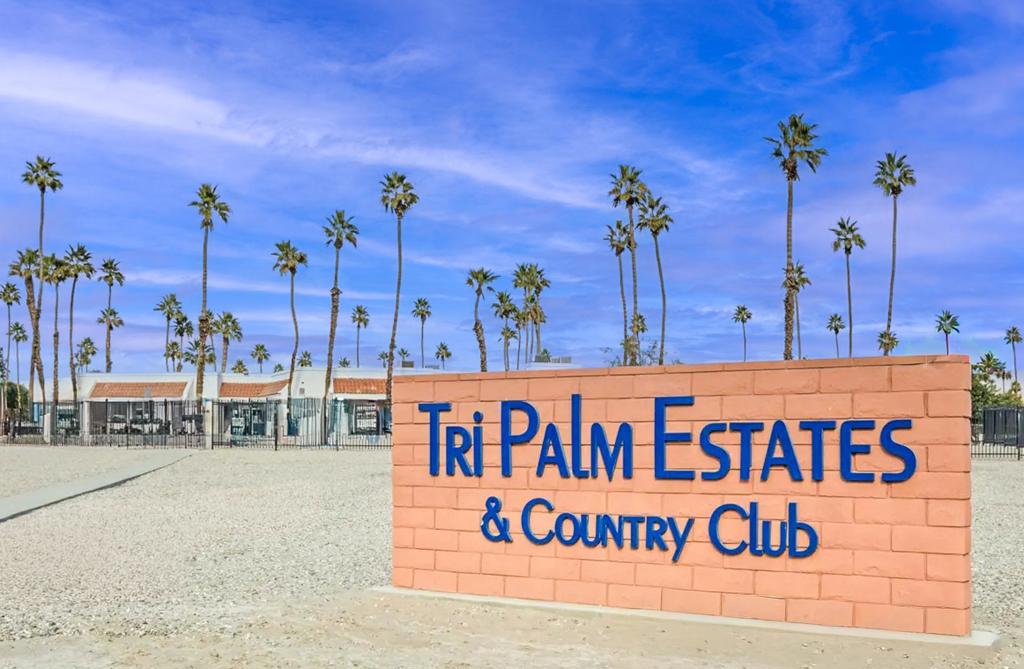 Tri Palm Estates - Manufactured In Park
