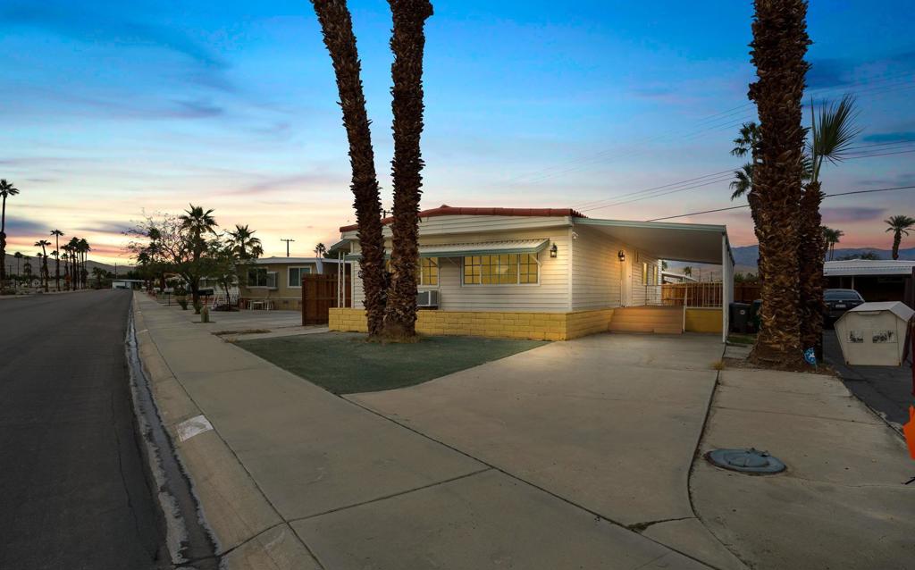 Tri Palm Estates - Manufactured In Park