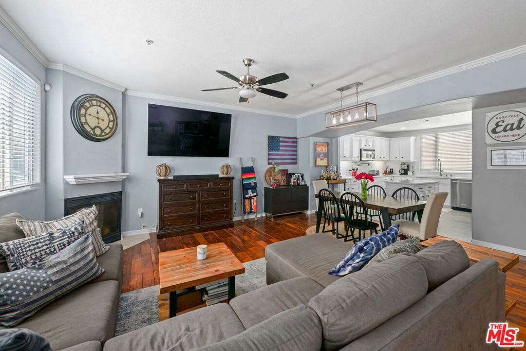 222 W Imperial Avenue 3