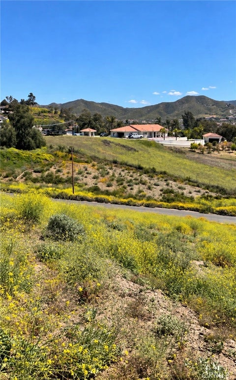 Photo of 24000 Beverley Drive, Menifee, CA 92587 (MLS # IG26219985)