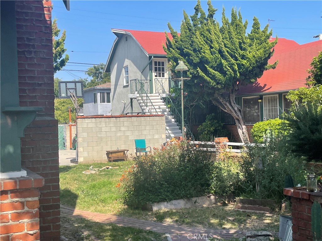 3826 Sawtelle