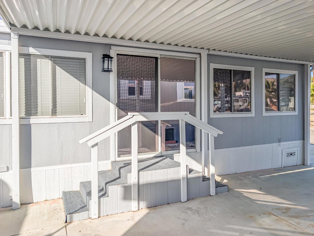 70200 Dillon Road 284