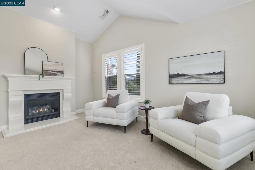 STONE VALLEY OAKS - Residential