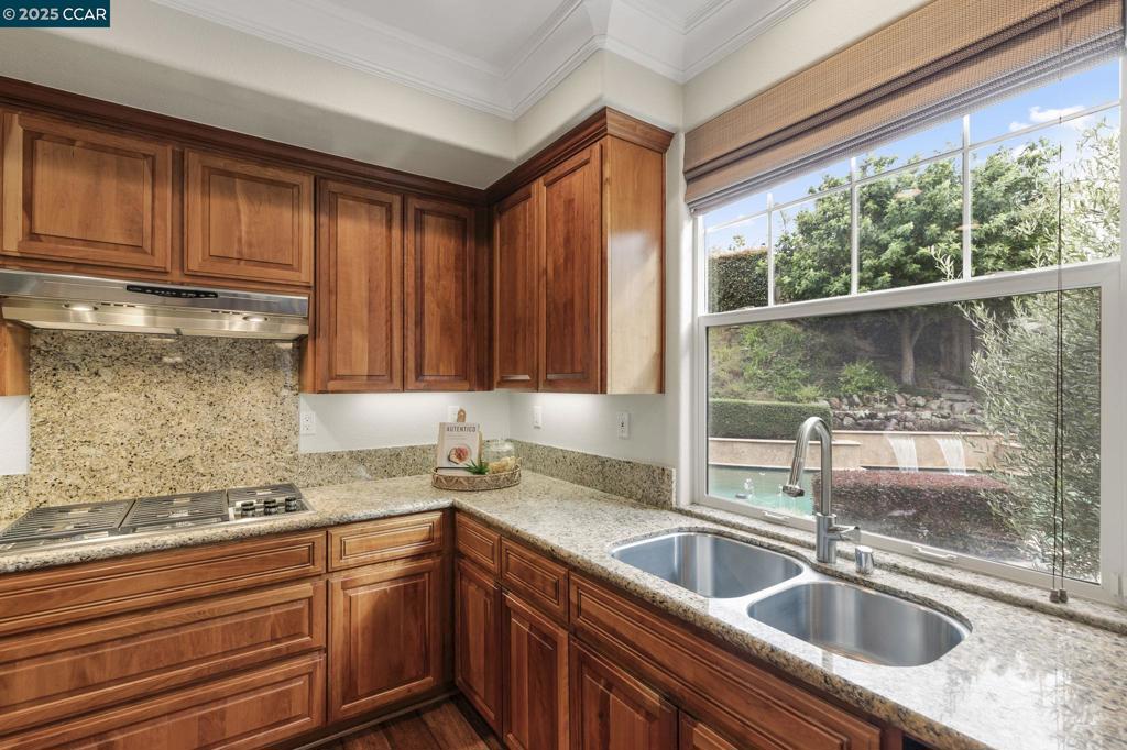 STONE VALLEY OAKS - Residential