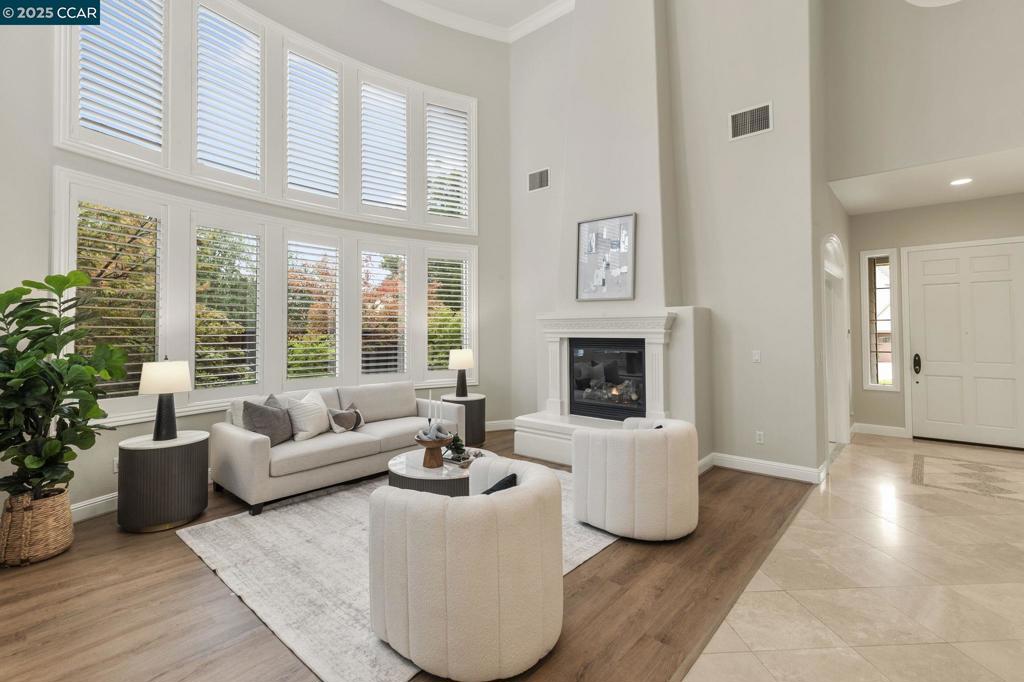 STONE VALLEY OAKS - Residential