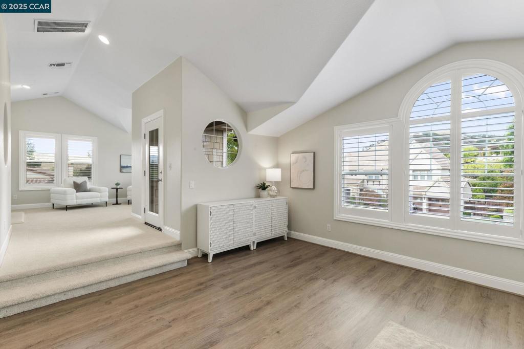 STONE VALLEY OAKS - Residential