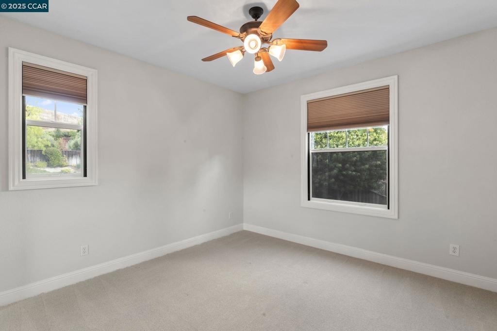 STONE VALLEY OAKS - Residential