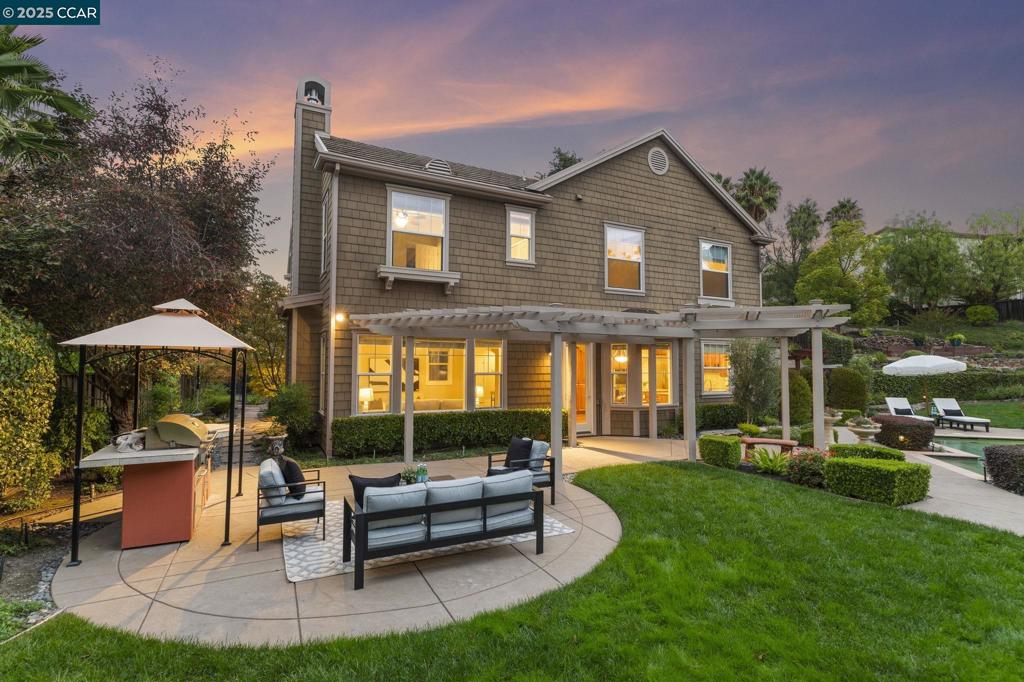 STONE VALLEY OAKS - Residential