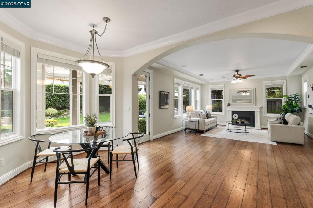 STONE VALLEY OAKS - Residential