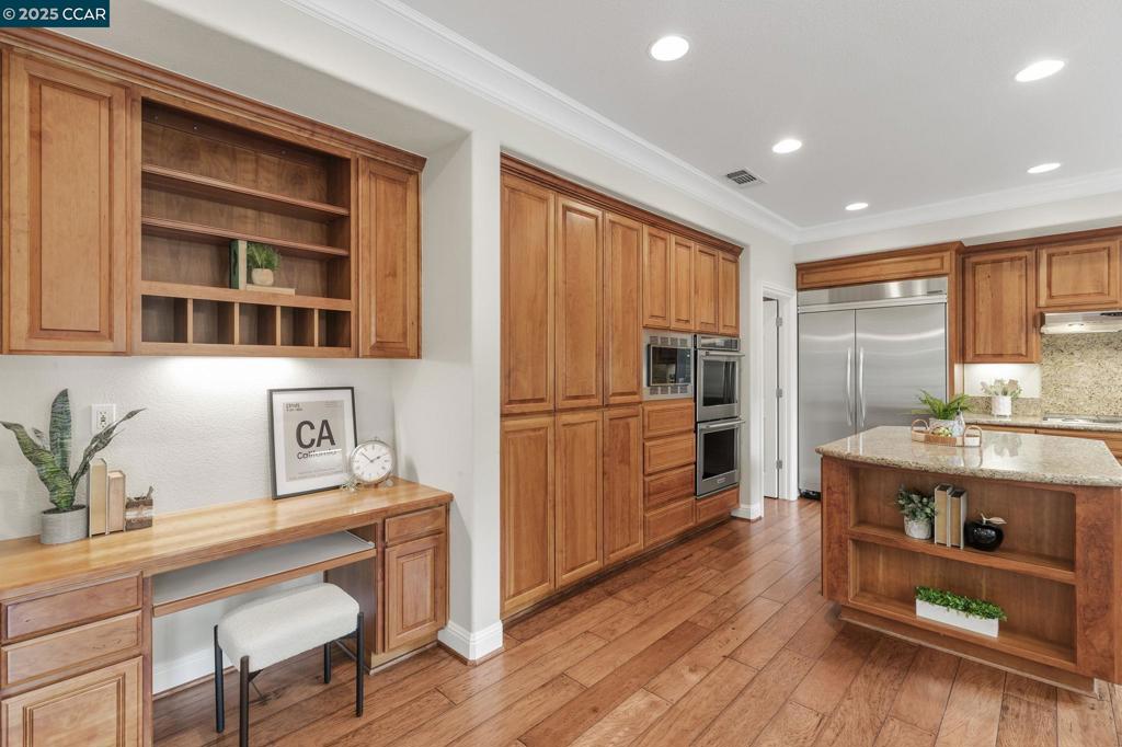 STONE VALLEY OAKS - Residential