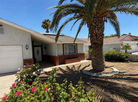 Photo of 14515 Rivers Edge Rd, Helendale, CA 92342 (MLS # CV26188568)