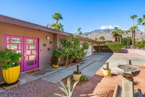 Photo of 2749 E Livmor Avenue, Palm Springs, CA 92262 (MLS # 219154055PS)