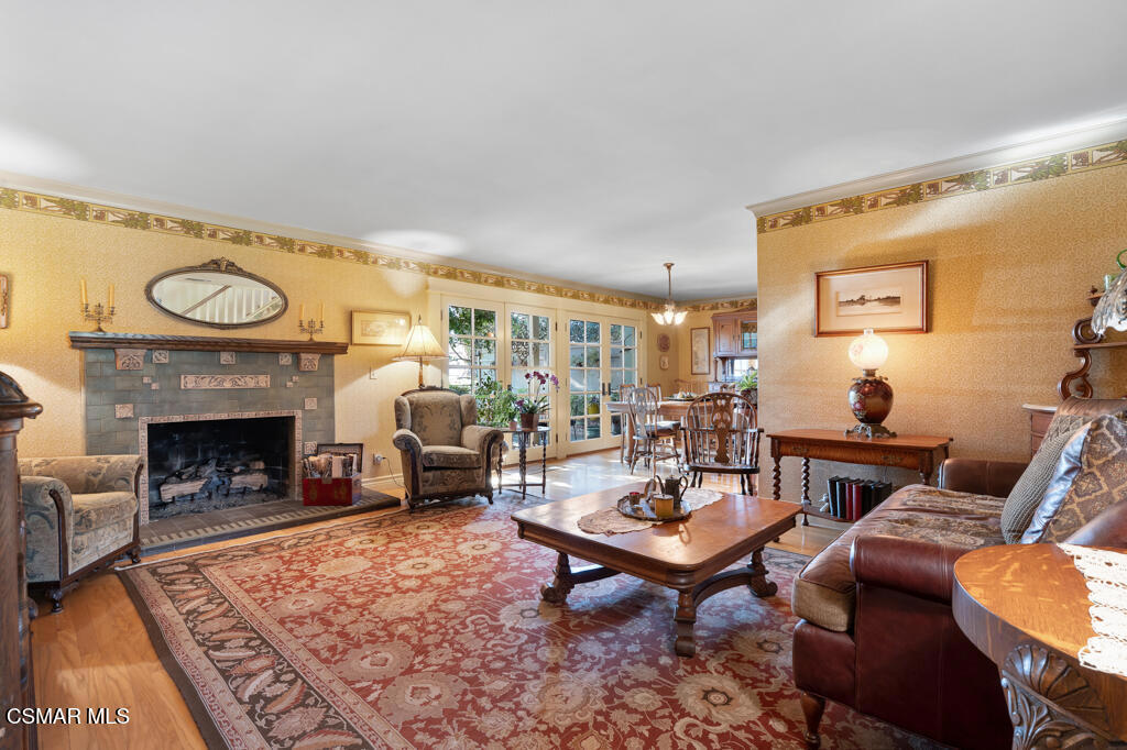 3831 Lake Harbor Lane