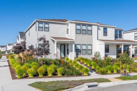 Photo of 2501 Ocean Bluff Avenue, Marina, CA 93933 (MLS # ML82064138)