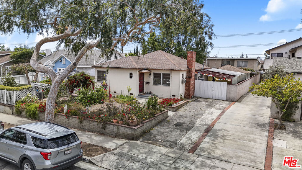 3837 College Avenue