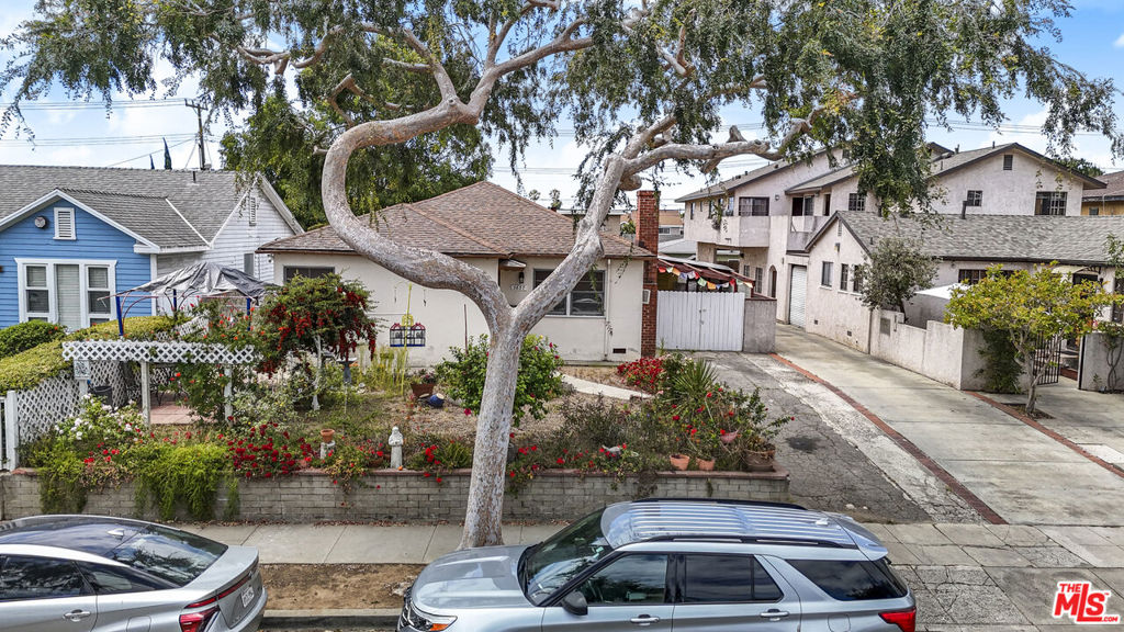 3837 College Avenue