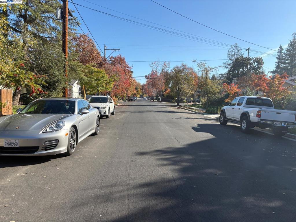 PALO ALTO - Residential