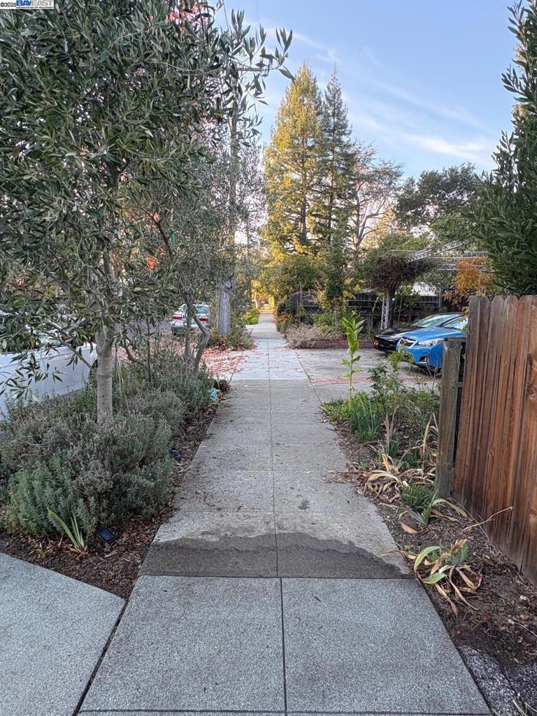 PALO ALTO - Residential