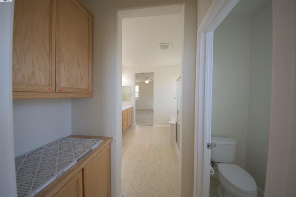 BRENTWOOD - Residential Lease