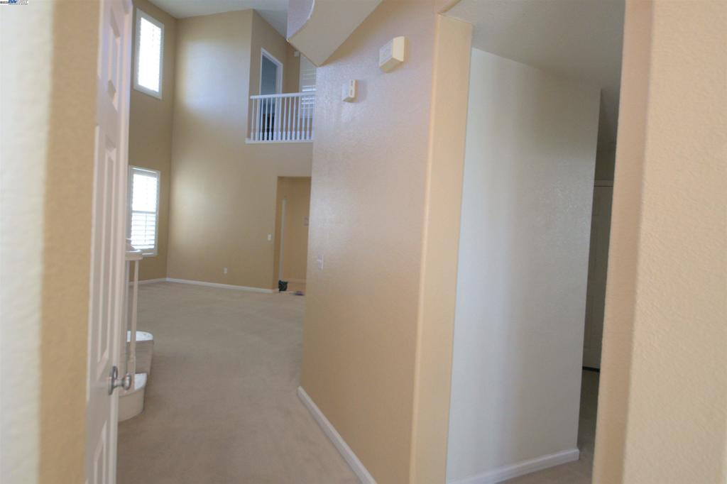 BRENTWOOD - Residential Lease